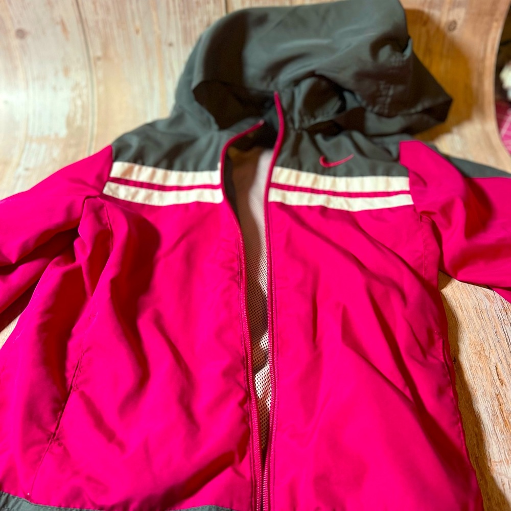 Girls Nike Rain Jacket - 6x - Pink